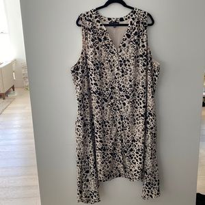 Fun print dress with shark bite hem. Lane Bryant Size 26/28